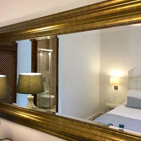 Piccolo (adults Only) Gæstehus